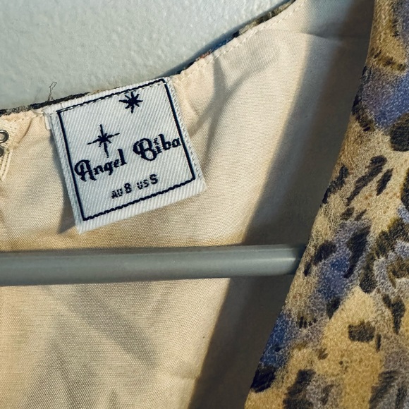 Selfie Leslie JESSI FAUX WRAP RUFFLE TRIM DRESS LEOPARD PRINT BLUE - Picture 7 of 7